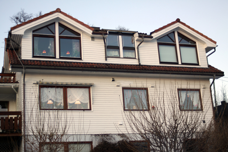 Utnyttelse av loftsarealet gjør at takene arkes ut, Tromsø. Foto: CEWG
