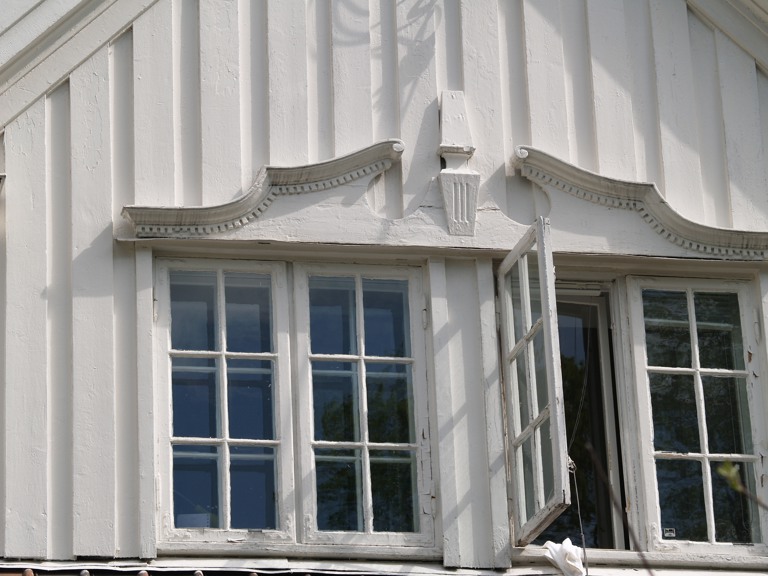 Smårutete vindu, Bygdøy. Foto cewg