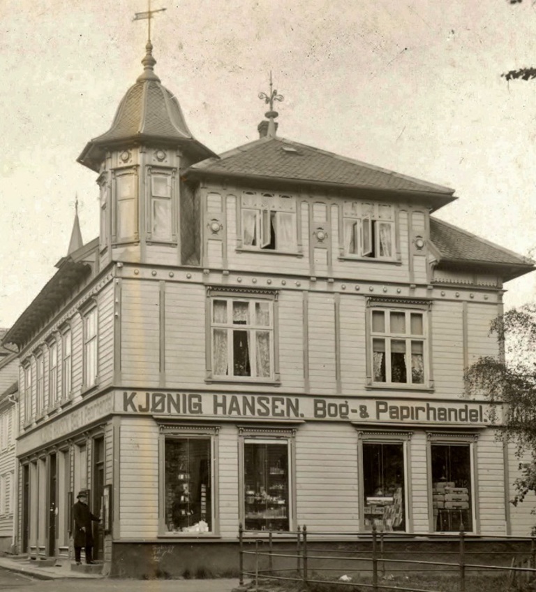 Kirkegaten 12 1900.jpg