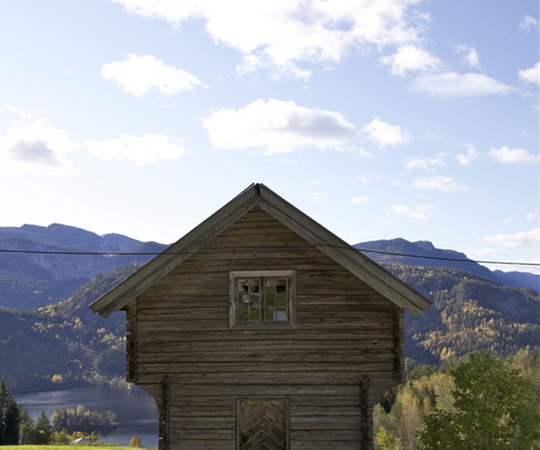 Vår gård. Foto: Liv J Sandvik Jakobsen