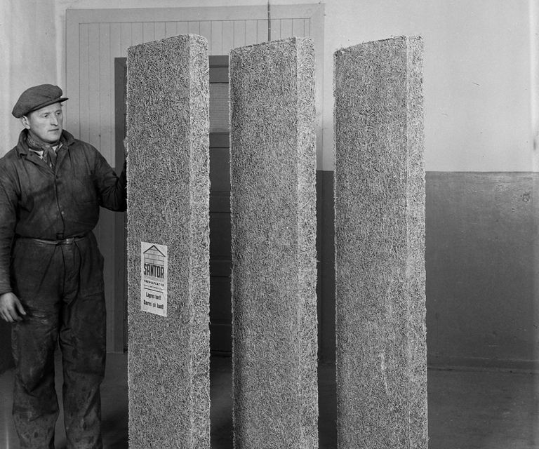 Treullplater fra Santor fabrikker. Foto: Schrøder, Sverresborg Trøndelag museum