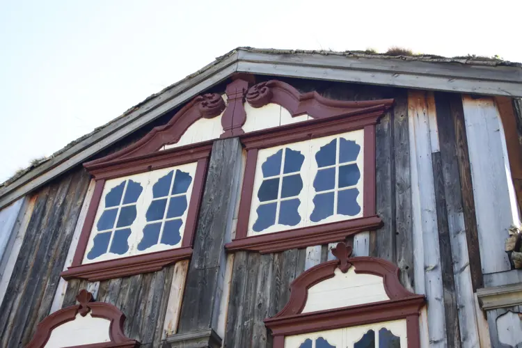 Aspåsgården fra Røros. Rokokkodetaljer fra 1790-årene. Foto: CEWG