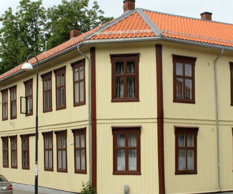 Vålerenga politistasjon 1.jpg