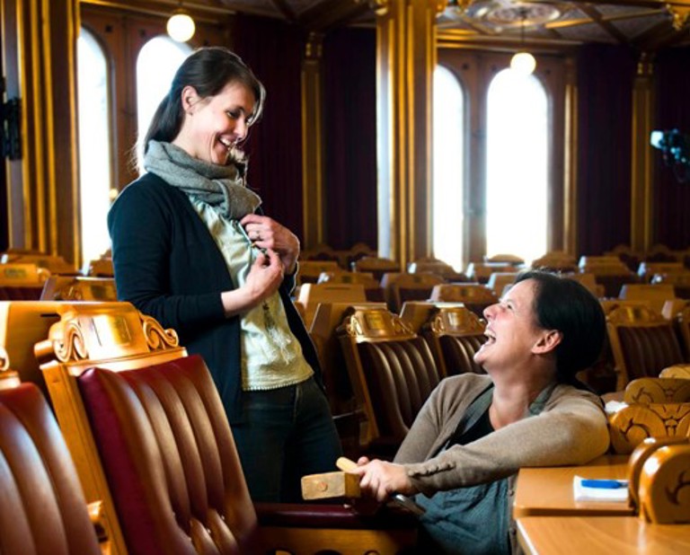 stortinget Sarah og Bente