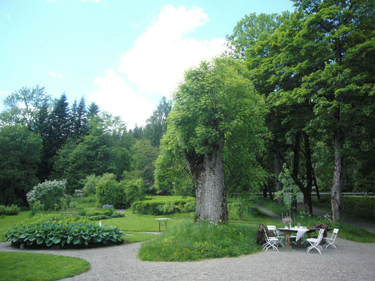 Arnt Magne Haugen Riksantikvaren markerud gård.JPG