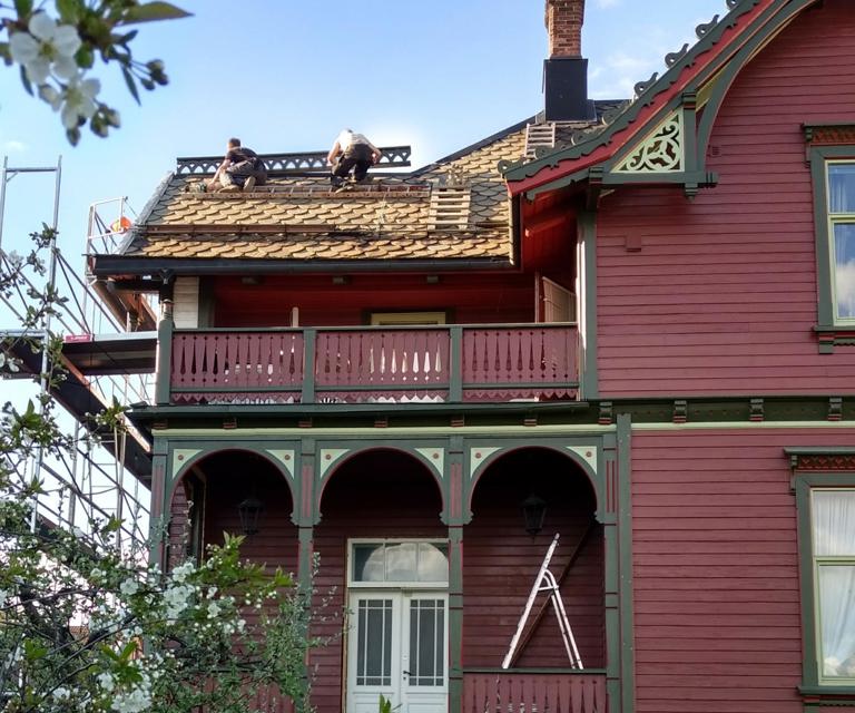 Oppmaling_fasade_linoljemaling_mønekam_5.jpg